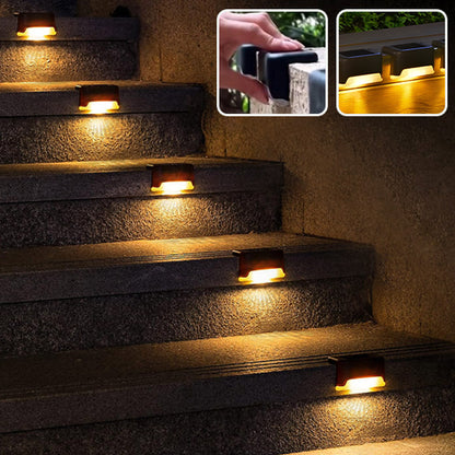 Lampe solaire fixation luminosité chaude boitier noir escalier détail